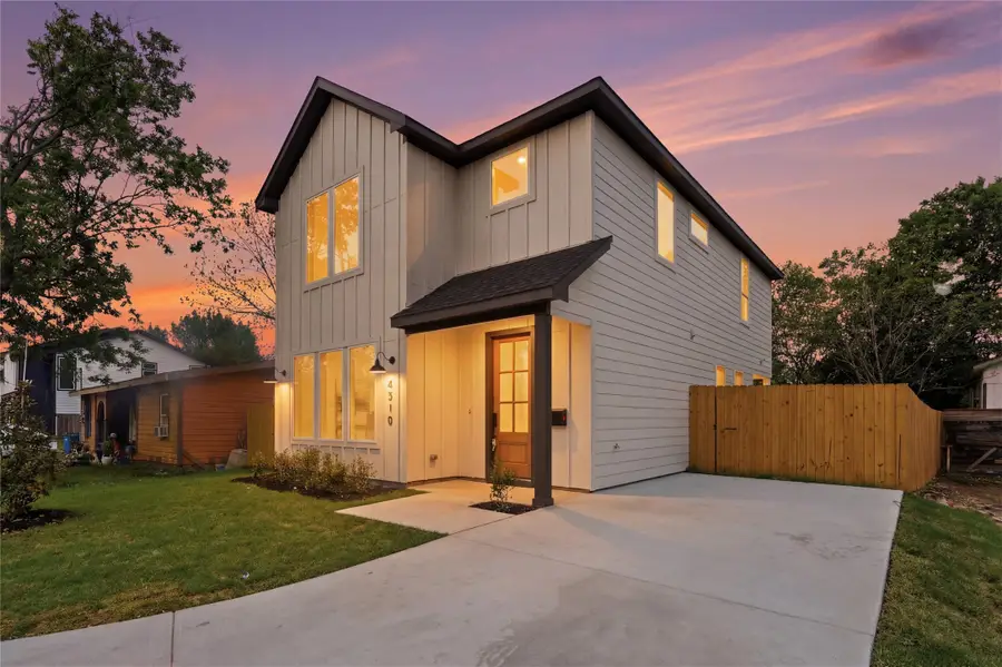 4310 Copeland Street, Dallas, TX 75210 - #2