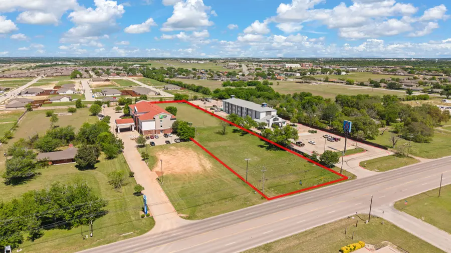 1724 W Henderson Street, Cleburne, TX 76033 - #2