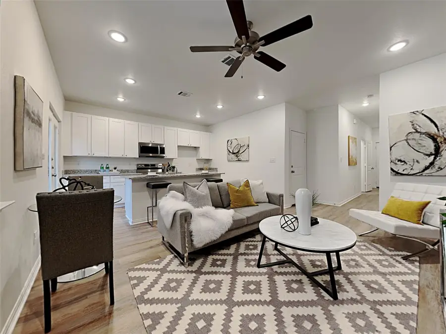 201 Briarwood Lane, Forest Hill, TX 76140 - #3