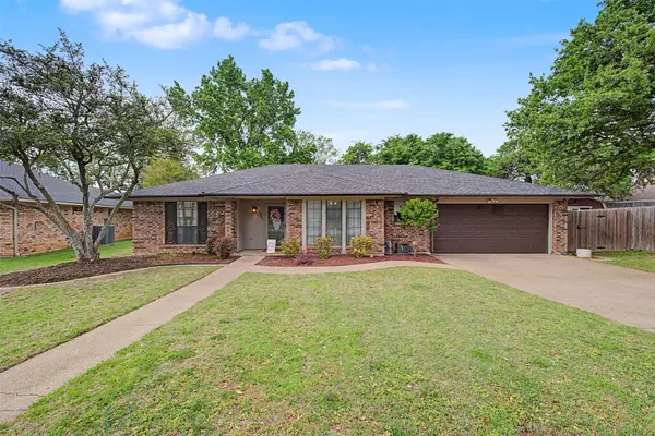 3501 Jasmine Trail, Arlington, TX 76017
