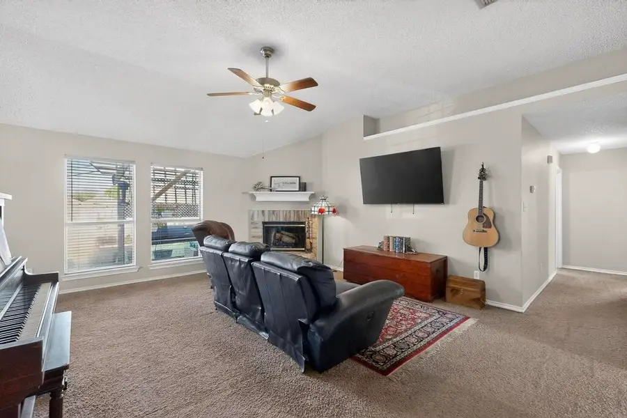 10604 Cobblestone Drive, Benbrook, TX 76126 - #3