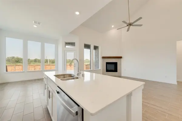 1332 Saddle Sky Trail, Fort Worth, TX 76052