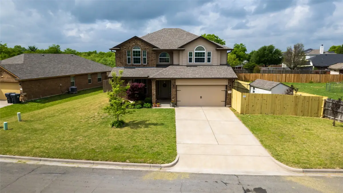 10008 Iron Horse Trail, Waco, TX 76708 - #1