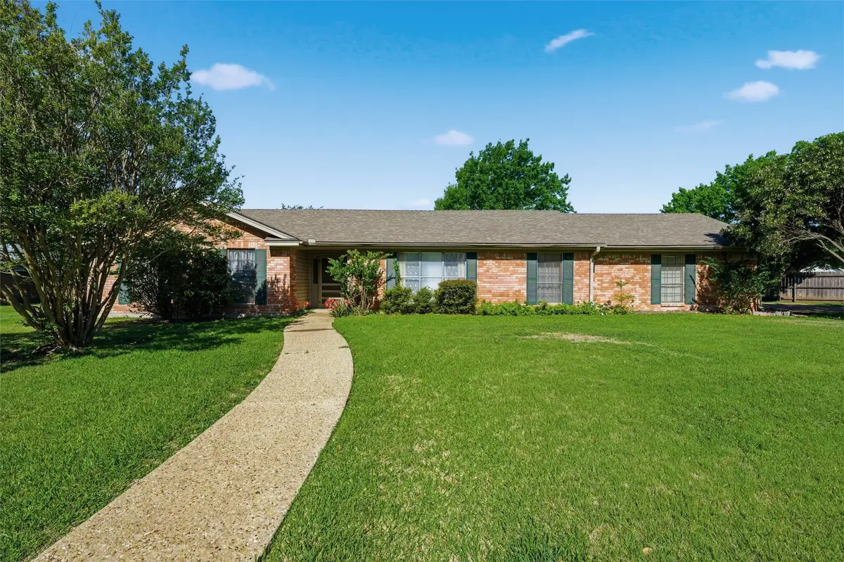 9321 Tree Lake Drive, Waco, TX 76708 - #1