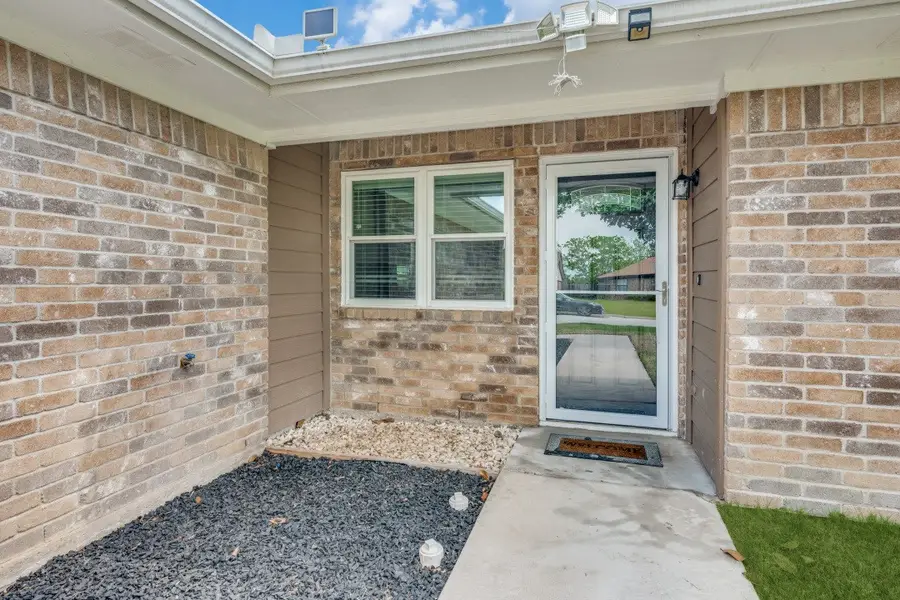 6207 Patriotic Court, Arlington, TX 76002 - #2