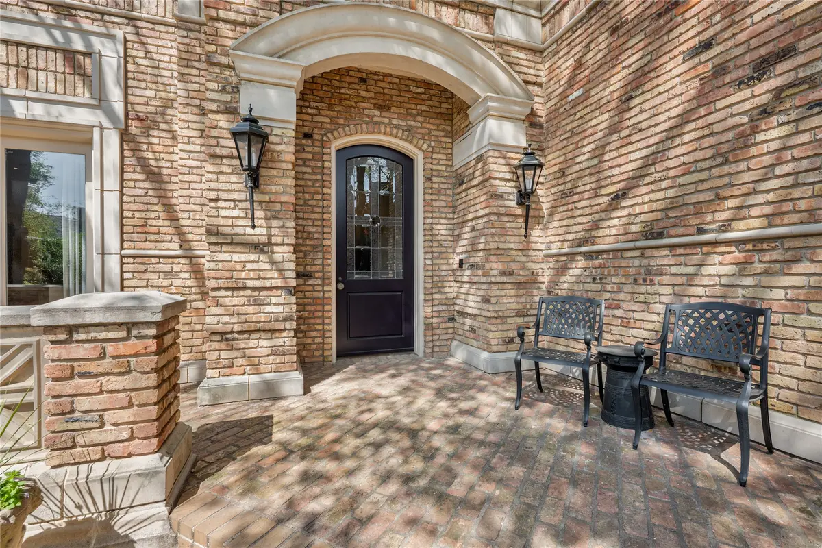 31 Stonecourt Drive, Dallas, TX 75225 - #1