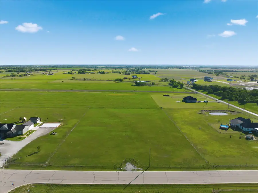 182 Grassey Way, Elm Mott, TX 76640 - #3