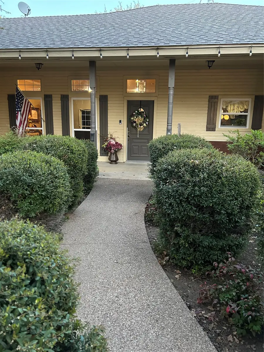 101 Golden Kinglet Lane, Cisco, TX 76437 - #2