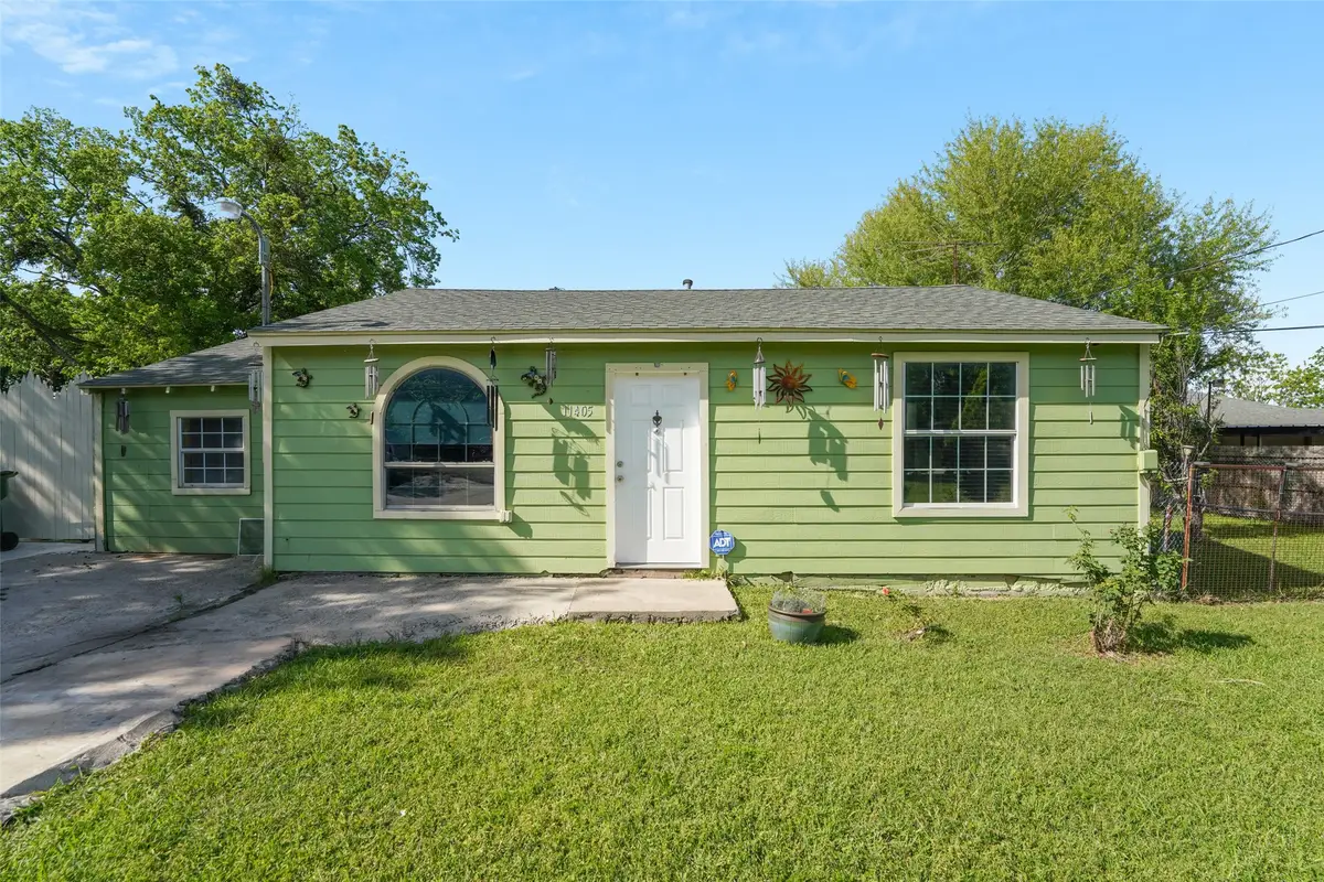 11405 S Blossom Circle, Balch Springs, TX 75180 - #1