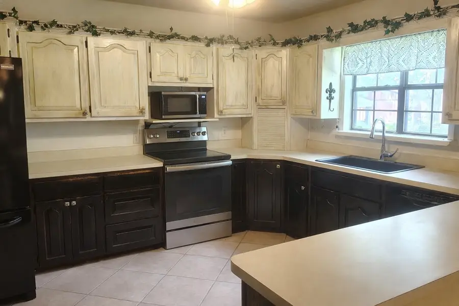 608 N Lamar Street, Tioga, TX 76271 - #2