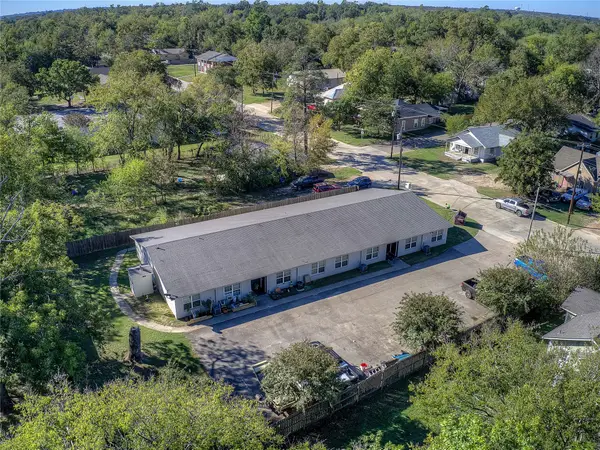 214 Locust Street S, Sulphur Springs, TX 75482