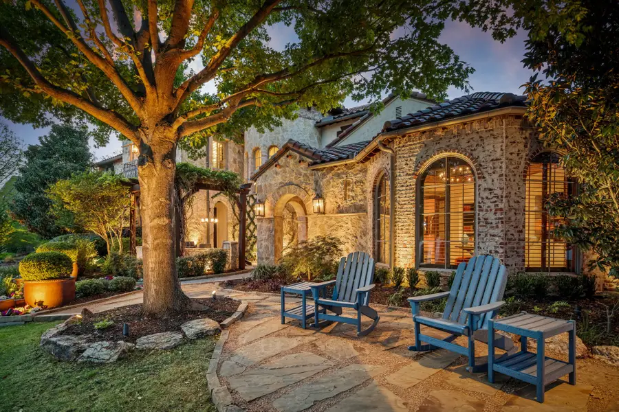 1008 Excalibur Boulevard, Lewisville, TX 75056 - #2