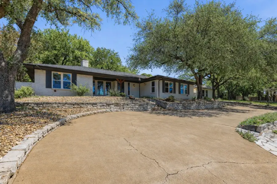 6406 Lansdowne Court, Granbury, TX 76049 - #2