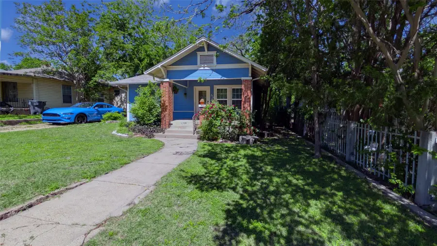 704 Cameron Avenue, Dallas, TX 75223 - #2