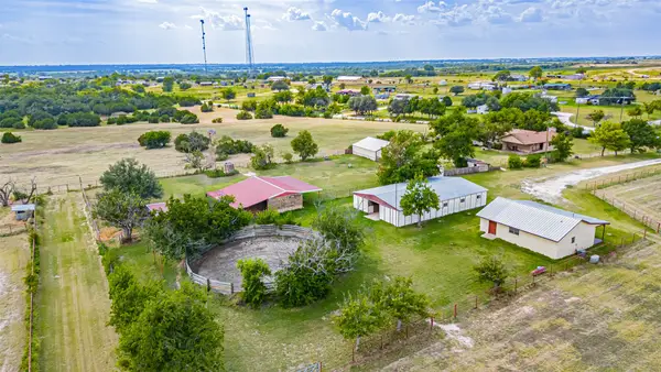 3891 Cr 351, Stephenville, TX 76401