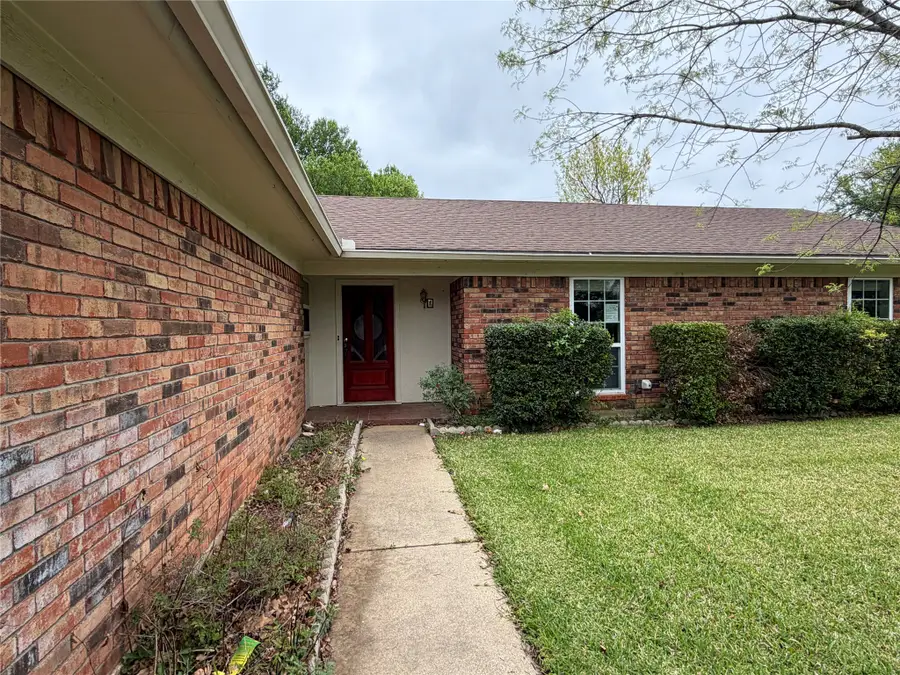 2904 Steve Drive, Hurst, TX 76054 - #2