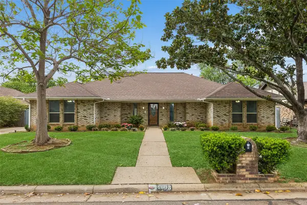 4008 Kingswick Drive, Arlington, TX 76016