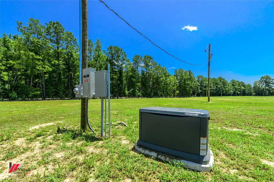 810 Chalybeate Springs Road, Plain Dealing, LA 71064 - #2