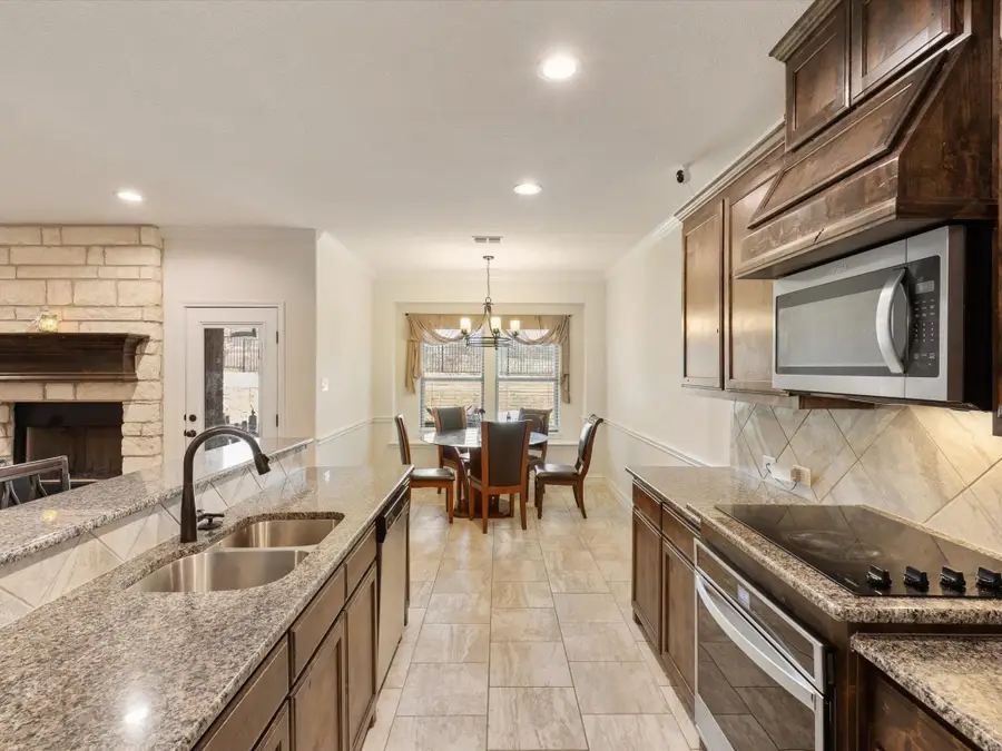 2501 Bunker Hill Drive, Burleson, TX 76028 - #3