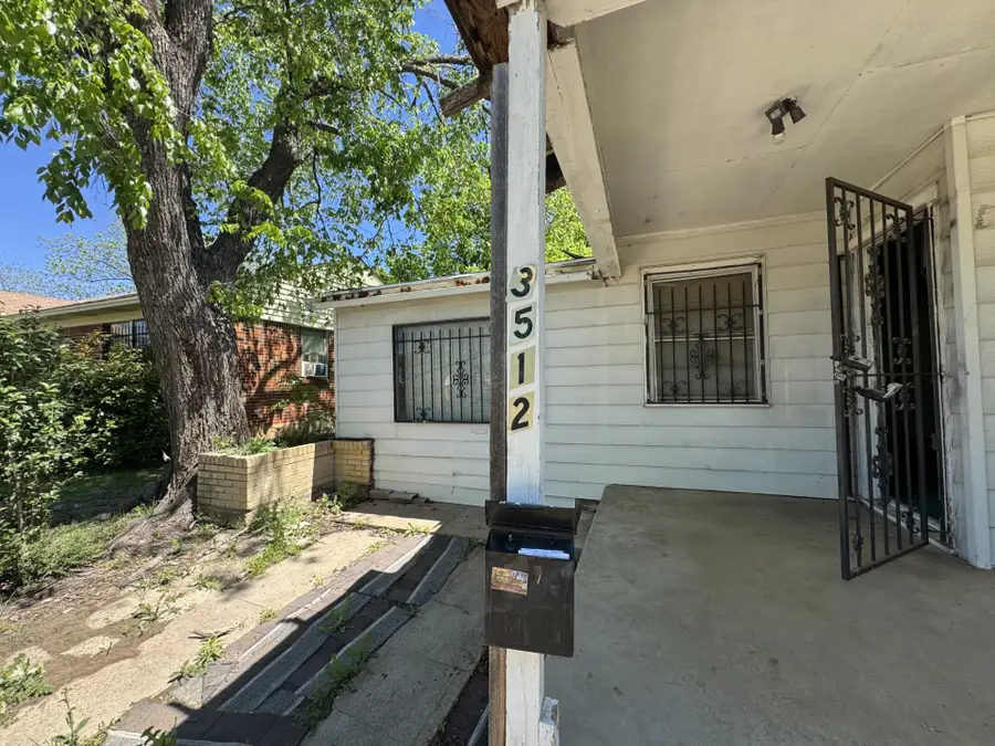 3512 S Ewing Avenue, Dallas, TX 75216 - #3