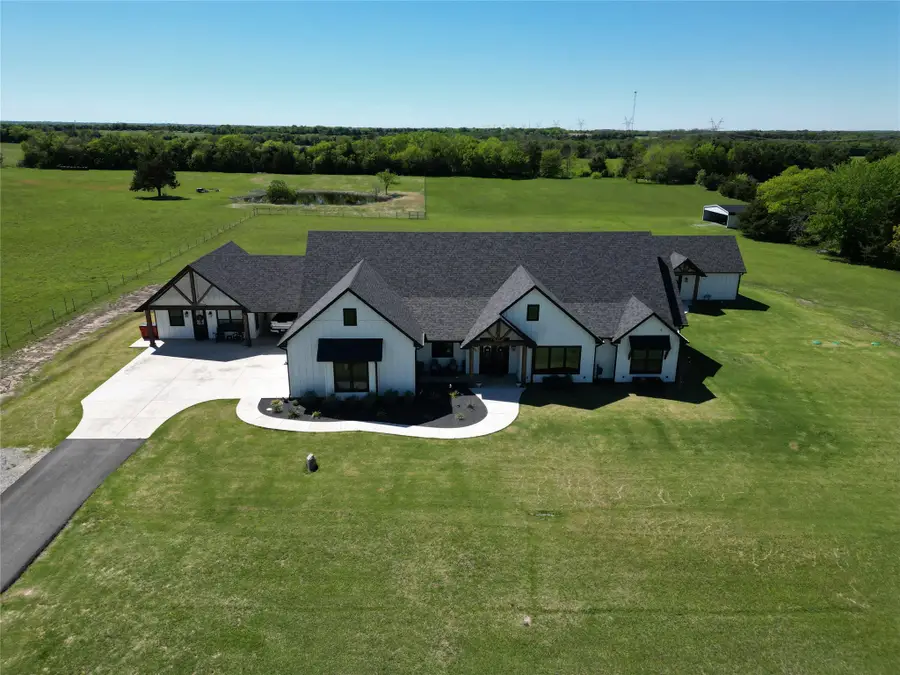 1726 County Road 1255, Savoy, TX 75479 - #3