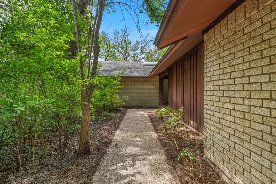 7821 Tallahassee Road, Woodway, TX 76712 - #3