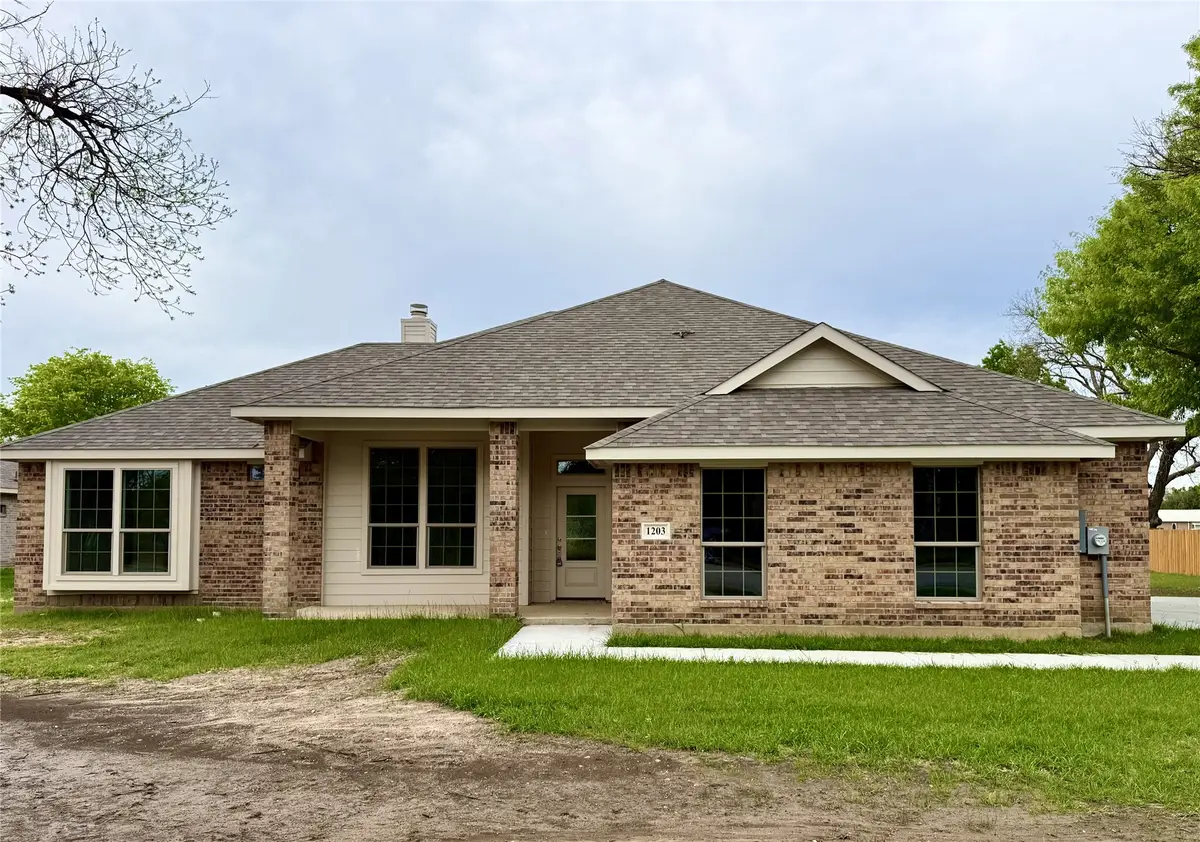 1203 Anthony, Gainesville, TX 76240 - #1