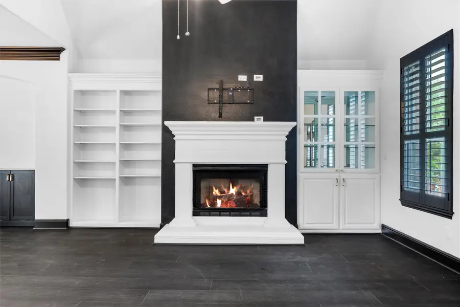 4160 Towne Green Circle, Addison, TX 75001 - #3