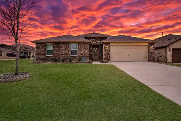 1905 Cookes Lane, Cleburne, TX 76033