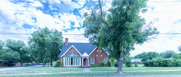 1001 W Walnut Street, Coleman, TX 76834