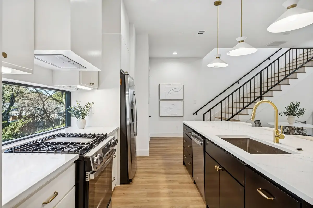 2147 Mail Avenue #103, Dallas, TX 75235 - #1