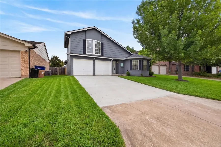 617 Hollyberry Drive, Mansfield, TX 76063 - #2