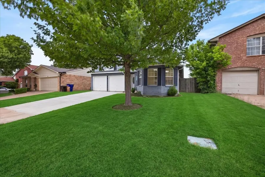 617 Hollyberry Drive, Mansfield, TX 76063 - #3