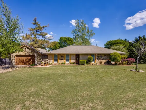 16590 Redbud Drive, Frisco, TX 75071