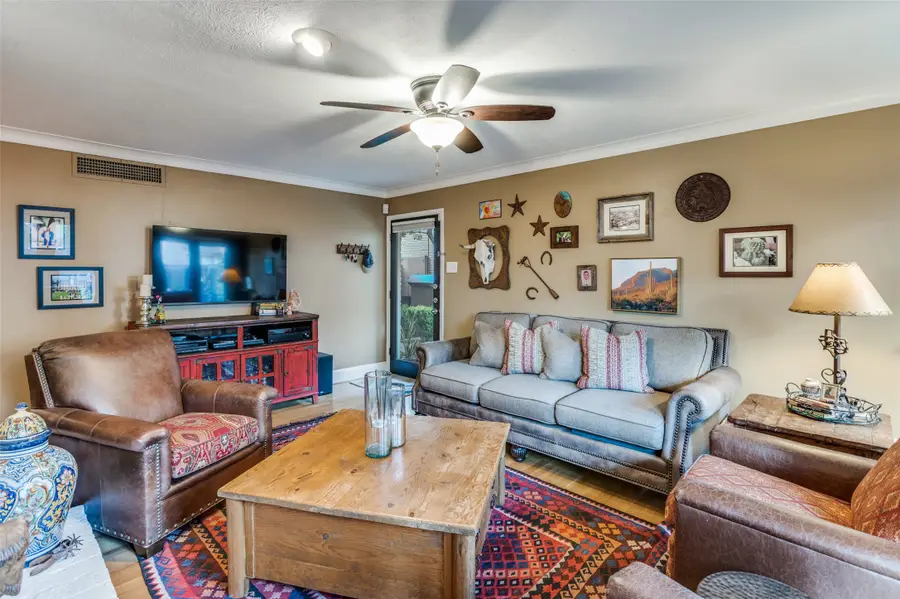 5930 Sandhurst Lane #120, Dallas, TX 75206 - #2