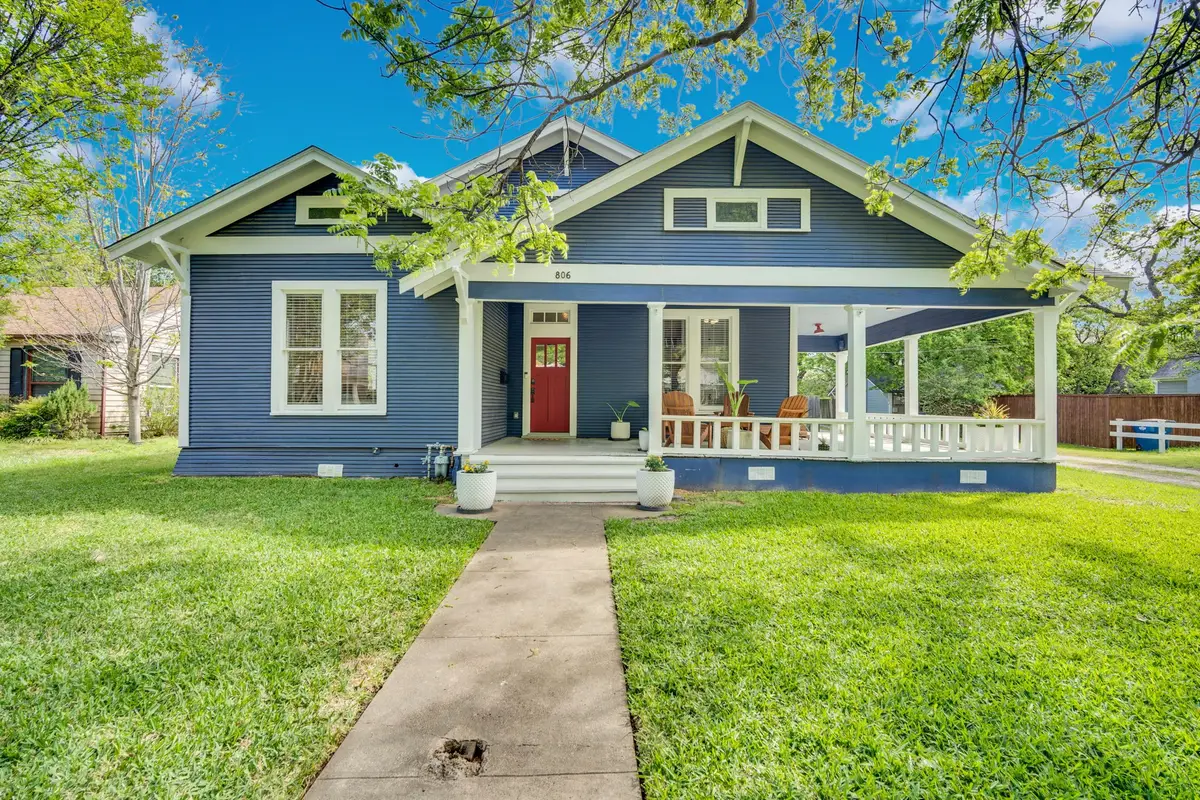 806 N Preston Street, Ennis, TX 75119 - #1