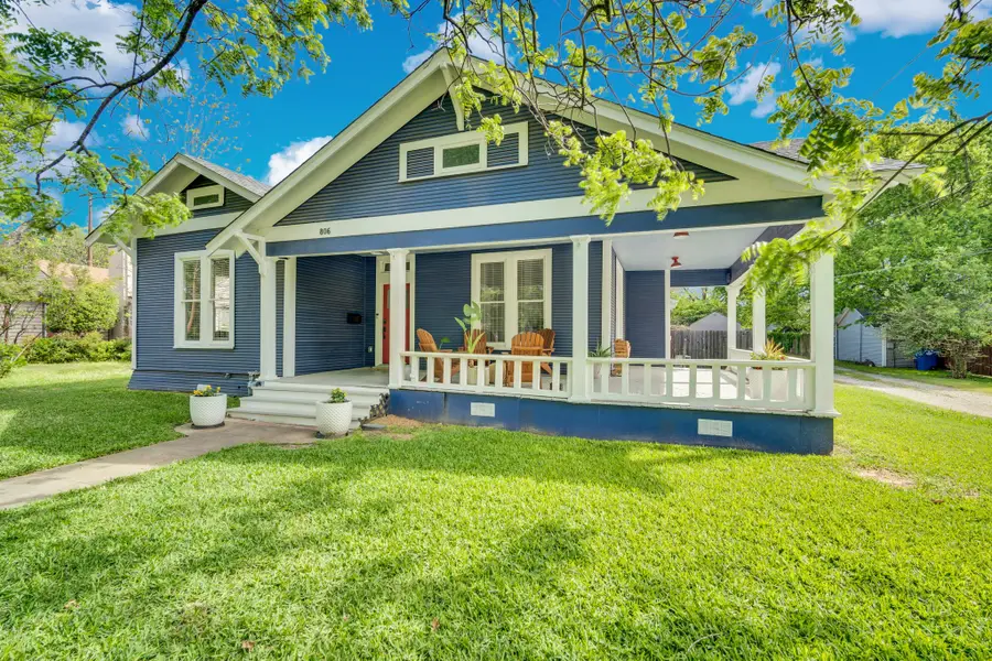 806 N Preston Street, Ennis, TX 75119 - #2