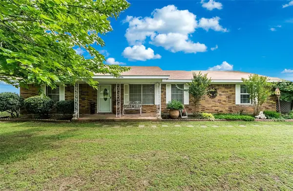 10 Carter Road, Van Alstyne, TX 75495