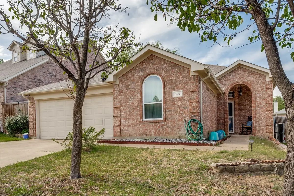 805 E Huitt Lane, Euless, TX 76040 - #1