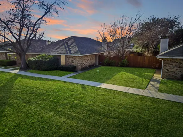 2306 Carol Good Lane, Carrollton, TX 75006