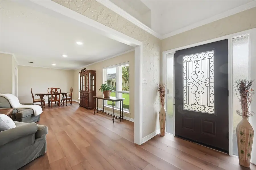 628 Robindale Court, Bedford, TX 76022 - #3