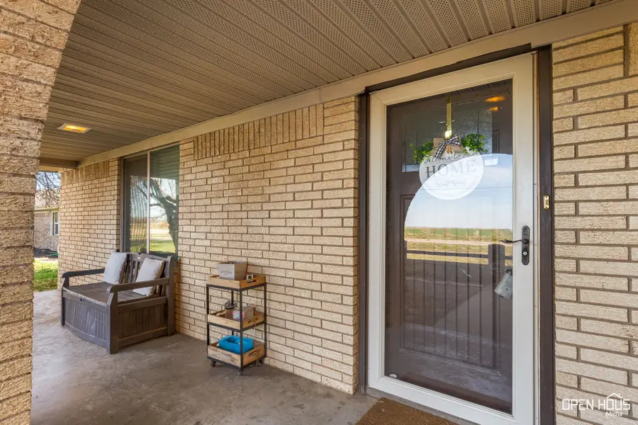 1206 E Sycamore Drive, Burkburnett, TX 76354 - #2