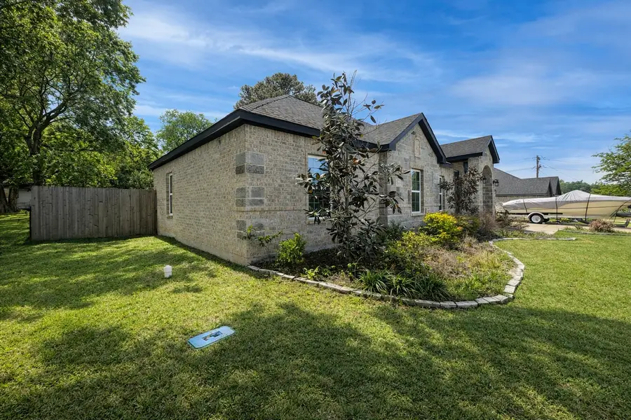 211 Kelly Lane, Seven Points, TX 75143 - #3