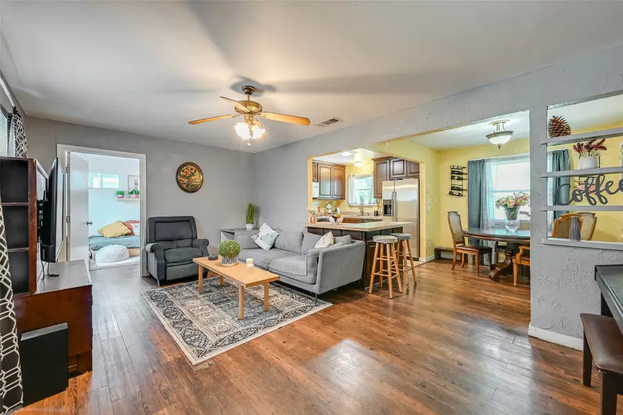 813 Dugan Street, Arlington, TX 76010 - #3