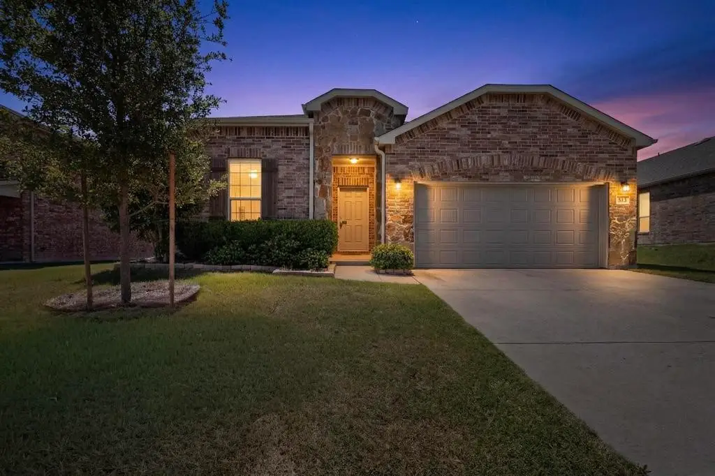537 Running Water Trail, Fort Worth, TX 76131 - #1