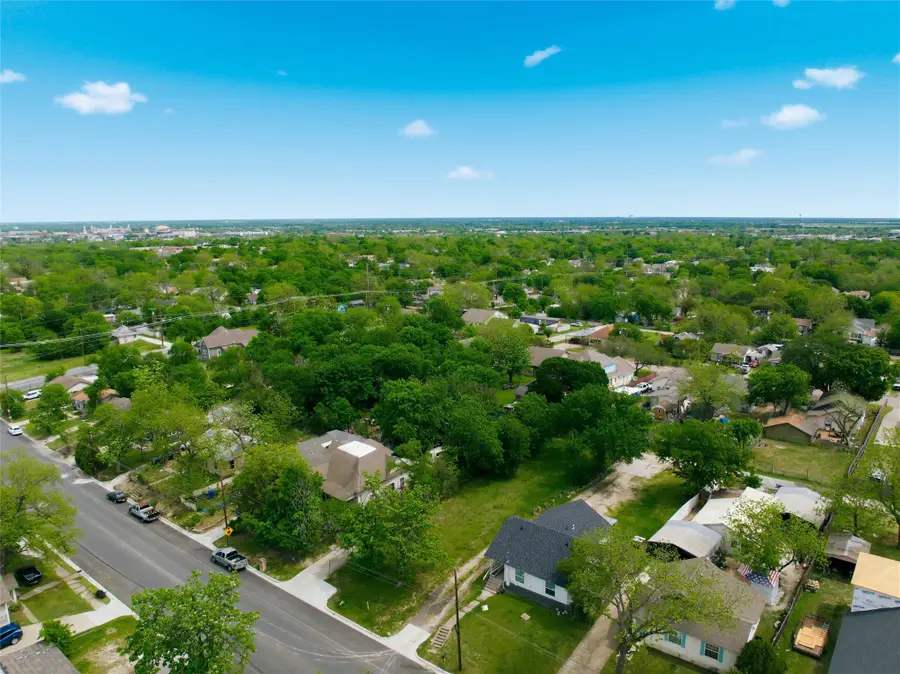 2704 Clay Avenue, Waco, TX 76711 - #3