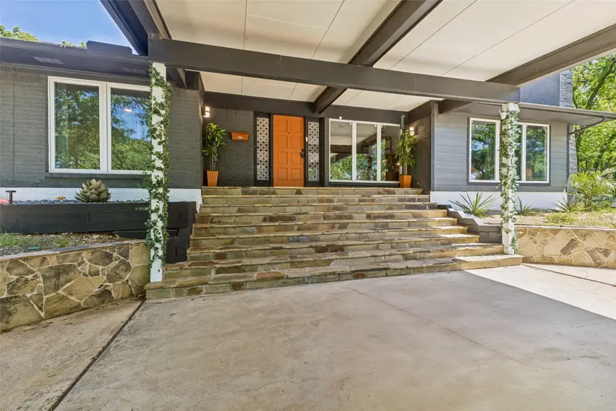 3412 Shady Oaks Drive, Flower Mound, TX 75022 - #2