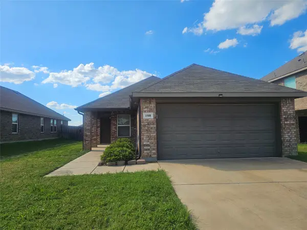 1508 Blue Jay, Ennis, TX 75119