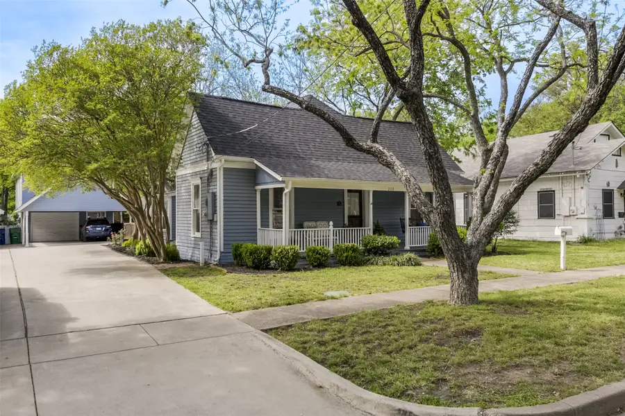 209 Williams Street, Waxahachie, TX 75165 - #2
