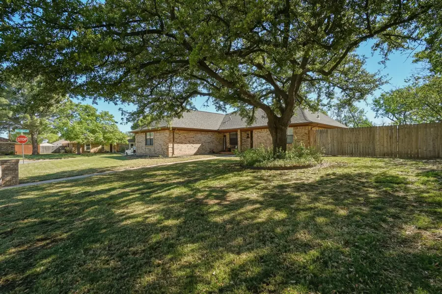 5201 Sherbrooke Lane, Abilene, TX 79606 - #2